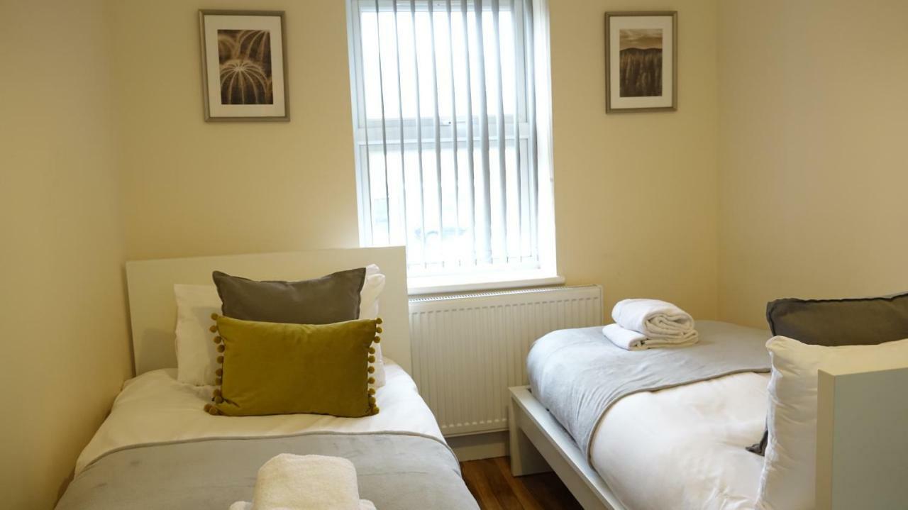 Heathrow Ensuite Rooms- Auto Check In London Kültér fotó