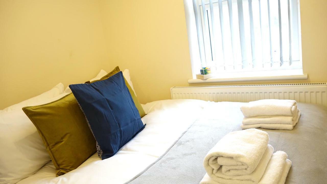 Heathrow Ensuite Rooms- Auto Check In London Kültér fotó