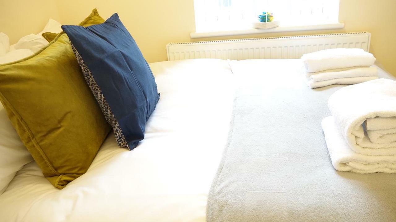 Heathrow Ensuite Rooms- Auto Check In London Kültér fotó