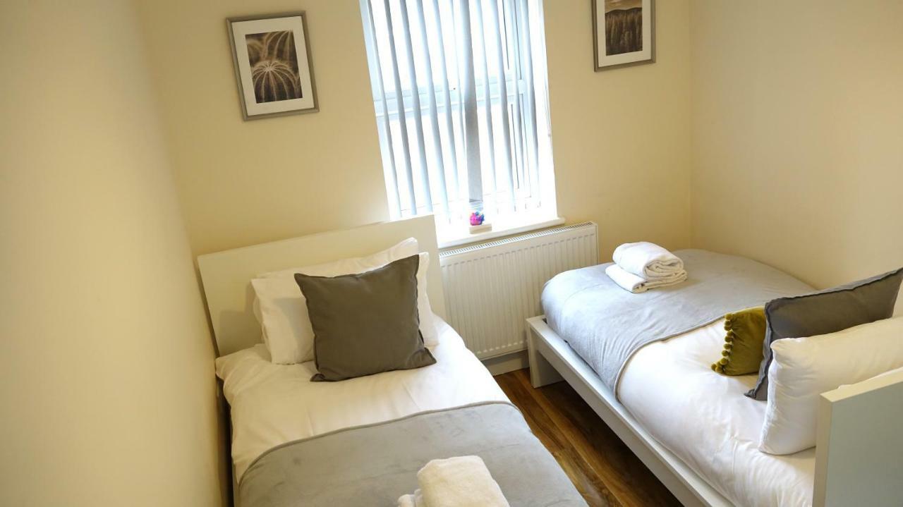 Heathrow Ensuite Rooms- Auto Check In London Kültér fotó